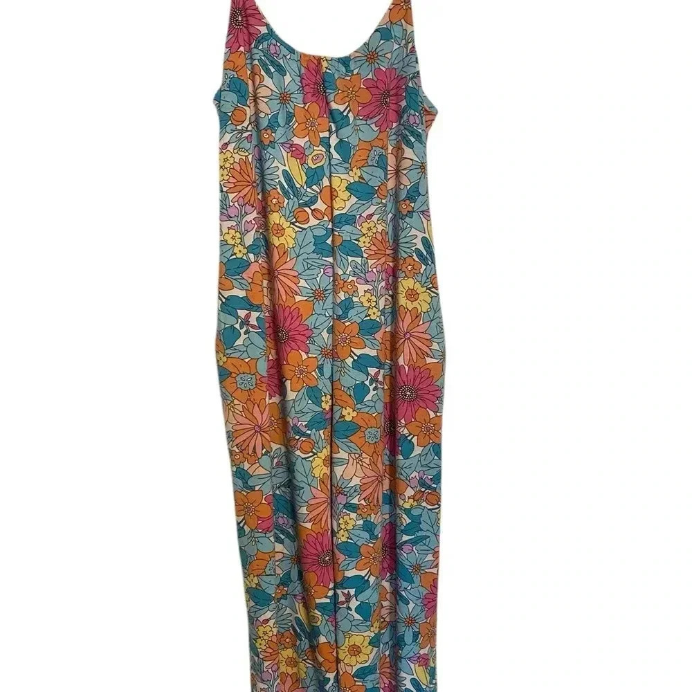 Floral Jumpsuit from a boutique - Picture 2 of 4